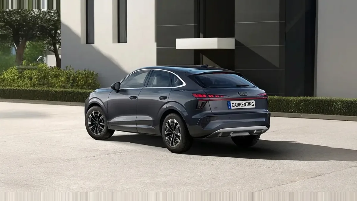 Audi Q3 Sportback Advanced TFSI 110kW S Tronic en renting en Zaragoza — Interior