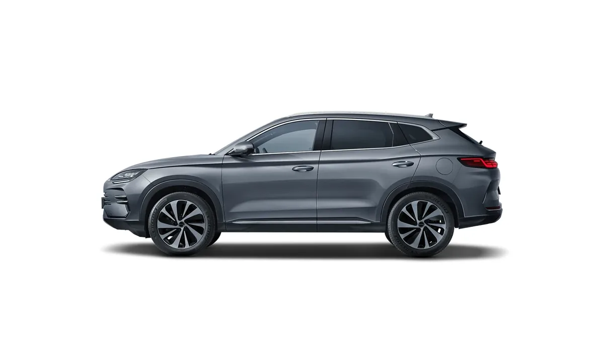 BYD Seal U DM-I Comfort en renting en Zaragoza — Trasera