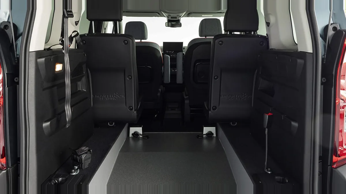 Citroën Berlingo Talla M BlueHDi 100 YOU L1 N1 Adaptado en renting en Zaragoza — Interior