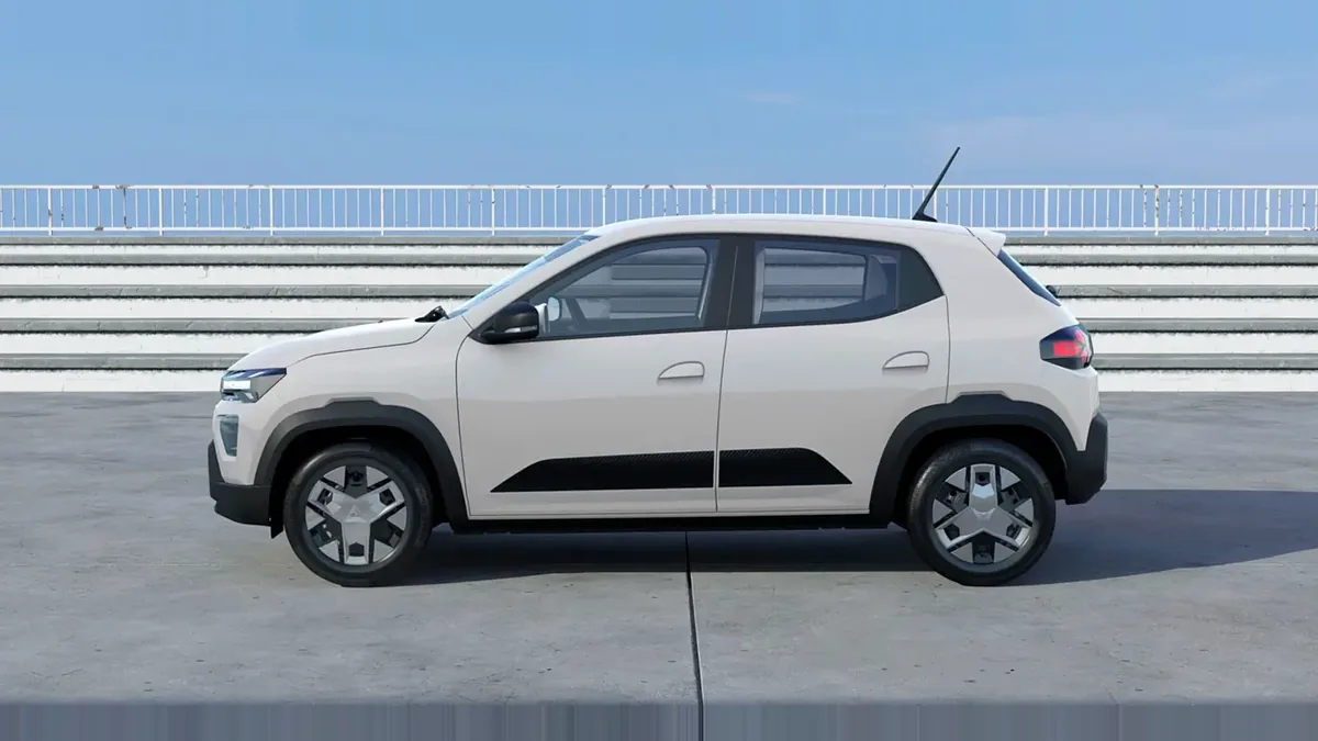 Dacia Spring Expression Electric 33kW (45CV) en renting en Zaragoza — Trasera