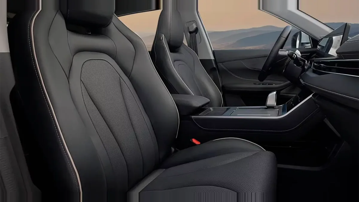 Ebro s400 1.5 DHE HEV Excellent CVT GRY en renting en Zaragoza — vista 7