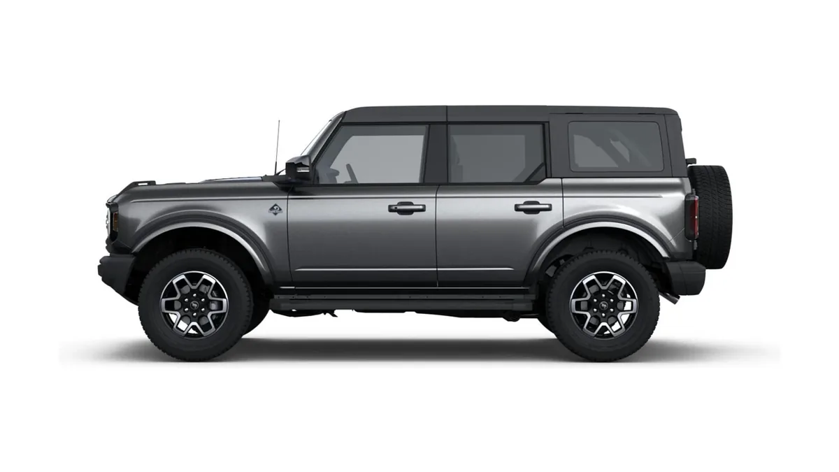 Ford Bronco Outer Banks 2.7 Ecoboost 335CV Automático 4x4 en renting en Zaragoza — Trasera
