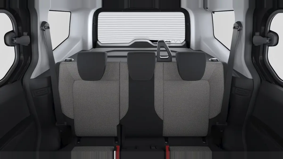 Ford Tourneo Courier Trend 1.0 Ecoboost 125CV M1 II en renting en Zaragoza — vista 11