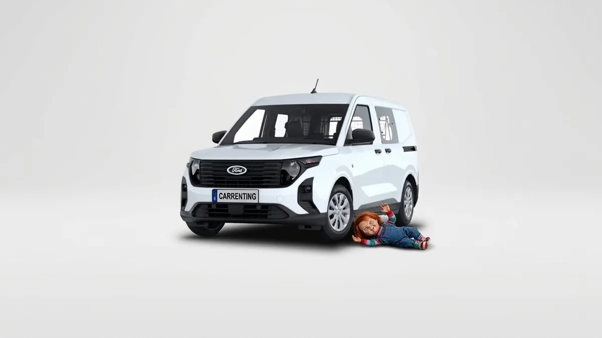Ford Transit Courier Kombi 1.5 Ecoblue Trend II en renting en Zaragoza — Trasera