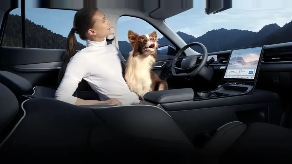 Jaecoo 5 EV Pure 155kW (211CV) 61kWh en renting en Zaragoza — Interior