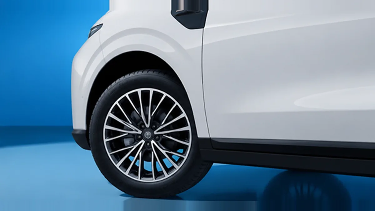 Leapmotor B10 BEV 56.2kWh LifePro AT en renting en Zaragoza — vista 7