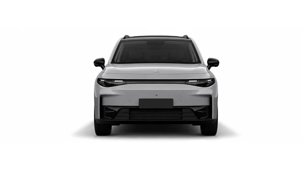 Leapmotor C10 REEV 28.4 kWh Style AT en renting en Zaragoza — vista 6