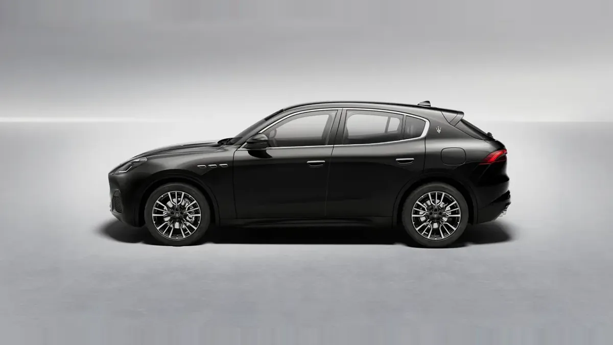 Maserati Grecale L4 MHEV 300CV AWD en renting en Zaragoza — Interior