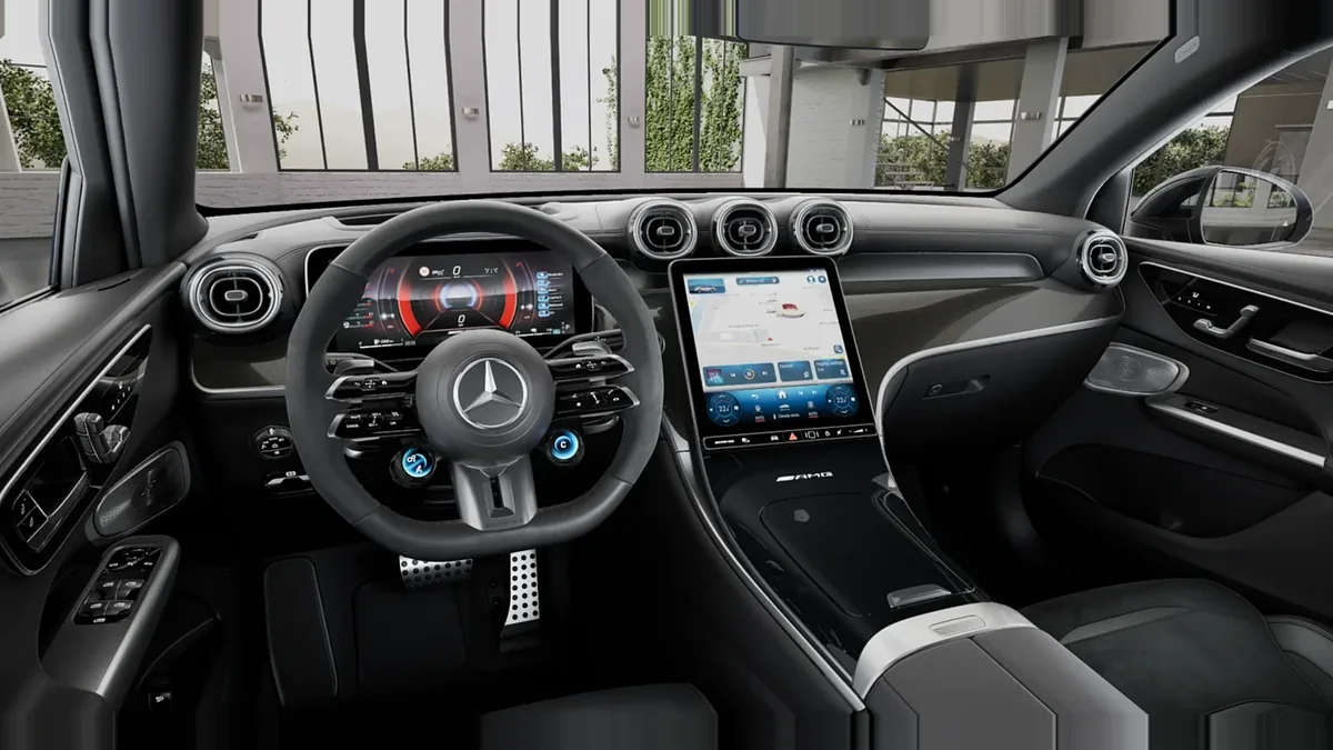 Mercedes-AMG GLC Coupé 63 S E Performance en renting en Zaragoza — Interior