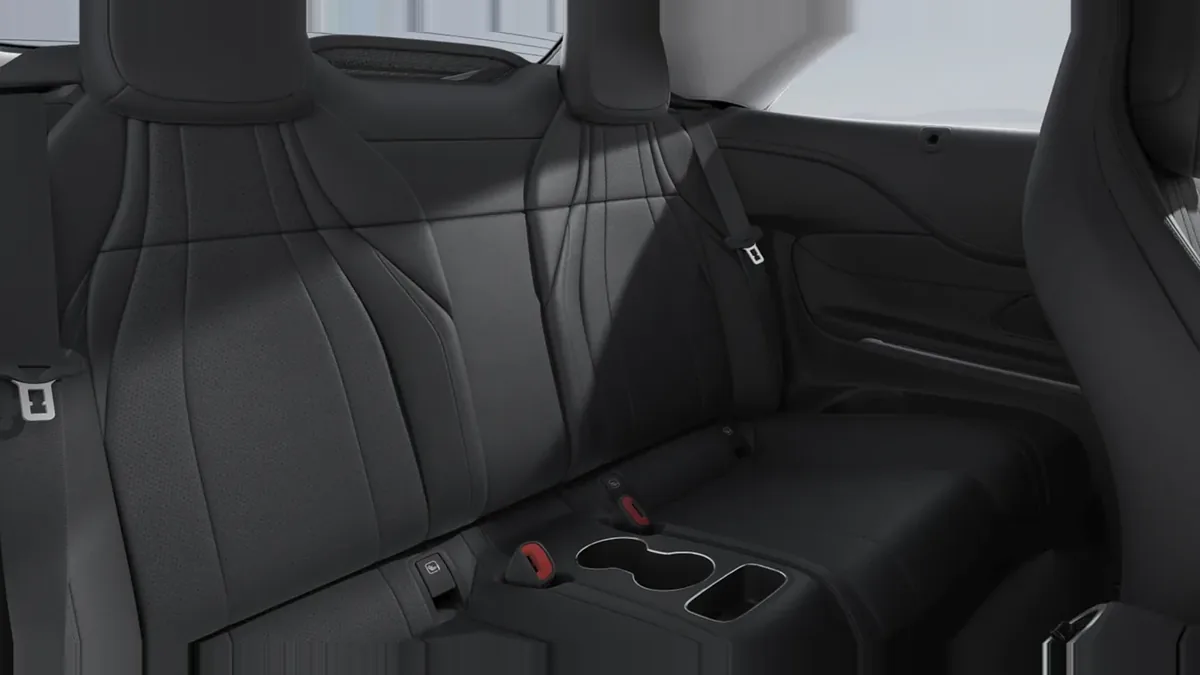Mercedes-Benz CLE Cabrio 200D en renting en Zaragoza — vista 7