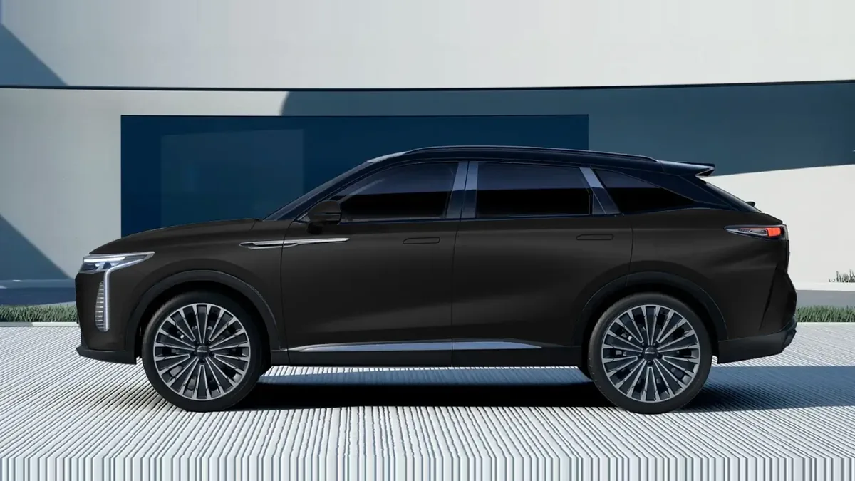 Omoda 9 SHS Premium 1.5 TGDI 3DHT 395kW (537CV) AWD MA en renting en Zaragoza — Delantera