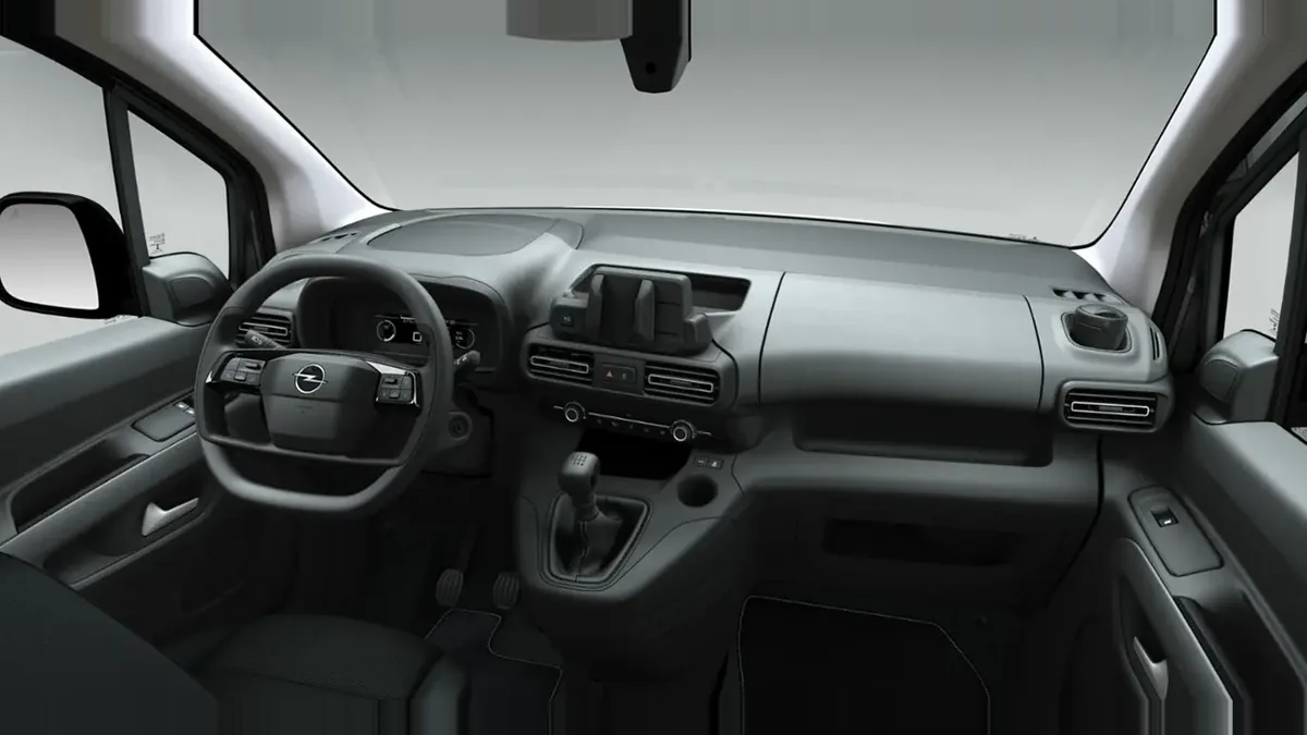 Opel Combo-e Cargo M 800kg en renting en Zaragoza — Delantera