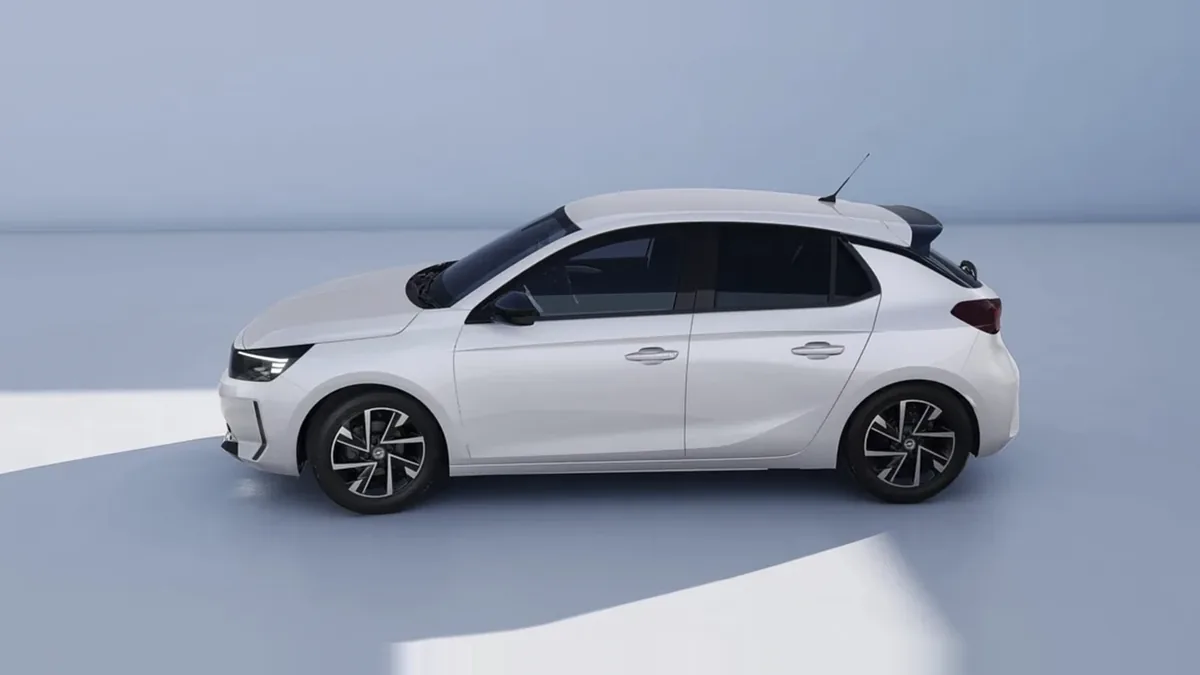 Opel Corsa GS 1.2T XHL MT6 S/S en renting en Zaragoza — Trasera
