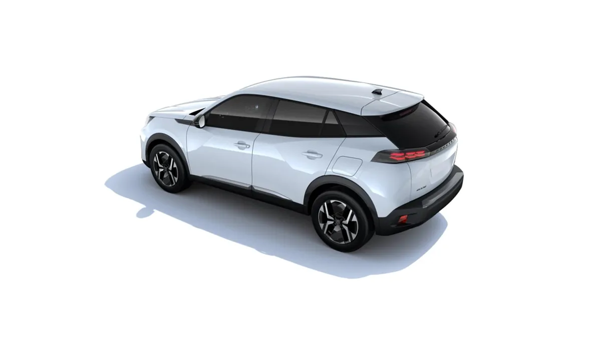 Peugeot 2008  ALLURE HYBRID 110 EDCS6 (AUTOMÁTICO) en renting en Zaragoza — Delantera