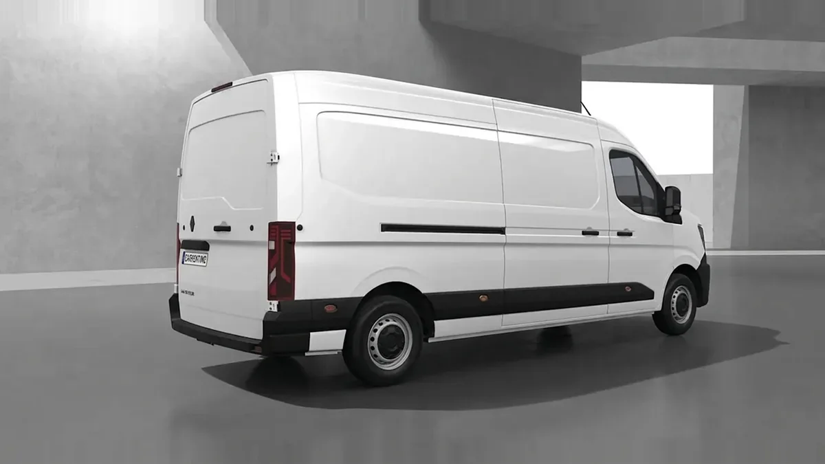 Renault Master L2H2 3500 Dci 130cv Furgon en renting en Zaragoza — Delantera