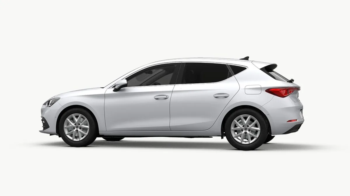 SEAT León 2.0 TDI CR St&Stp XL Fleet Pack en renting en Zaragoza — Trasera