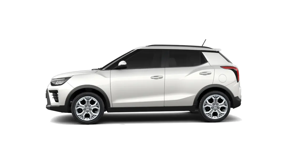 KGM Tívoli G15 Urban Plus 4x2 en renting en Zaragoza — Delantera