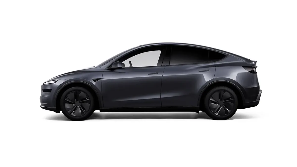 Tesla Model Y Performance AWD en renting en Zaragoza — Trasera