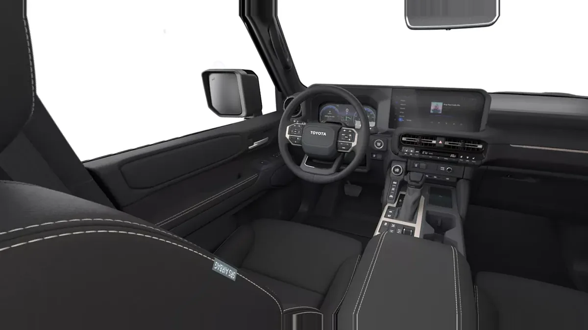 Toyota Land Cruiser 250 Hybrid 48V VX en renting en Zaragoza — vista 6