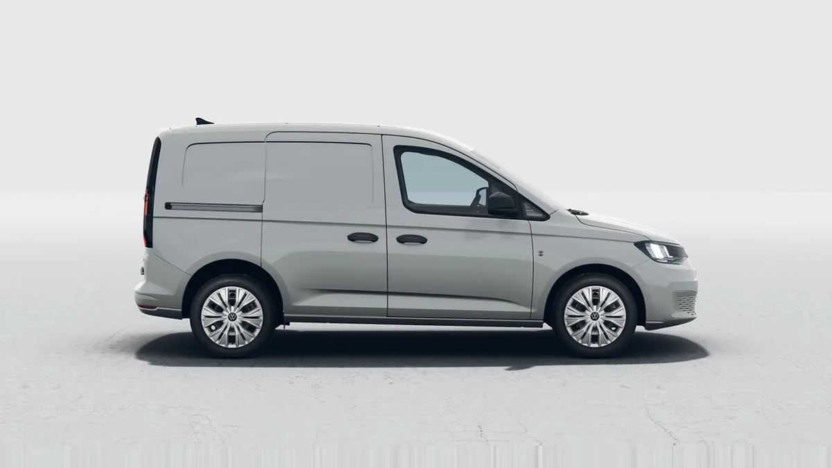 Volkswagen Caddy Cargo PHEV 1.5 TSI eHybrid en renting en Zaragoza — vista 7